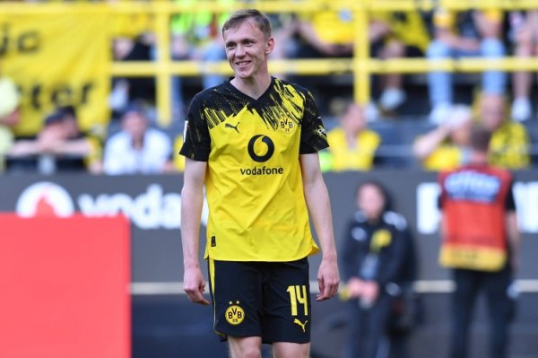 Bayer: Mục tiêu của Dortmund l