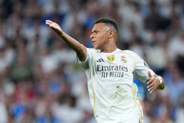 MBappe đã ghi được 14 bàn thắn